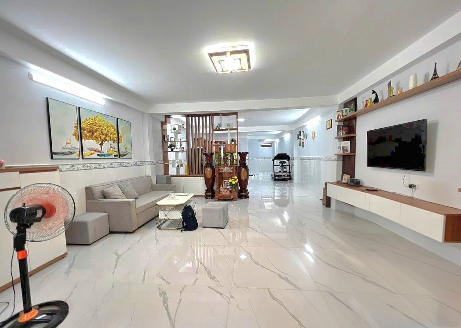 BÁN NHÀ ĐẸP SÁT TỈN.H LỘ 10 - NGÃ TƯ BÀ HOM - HẺM XE HƠI - 4PN - ( 5X17M )