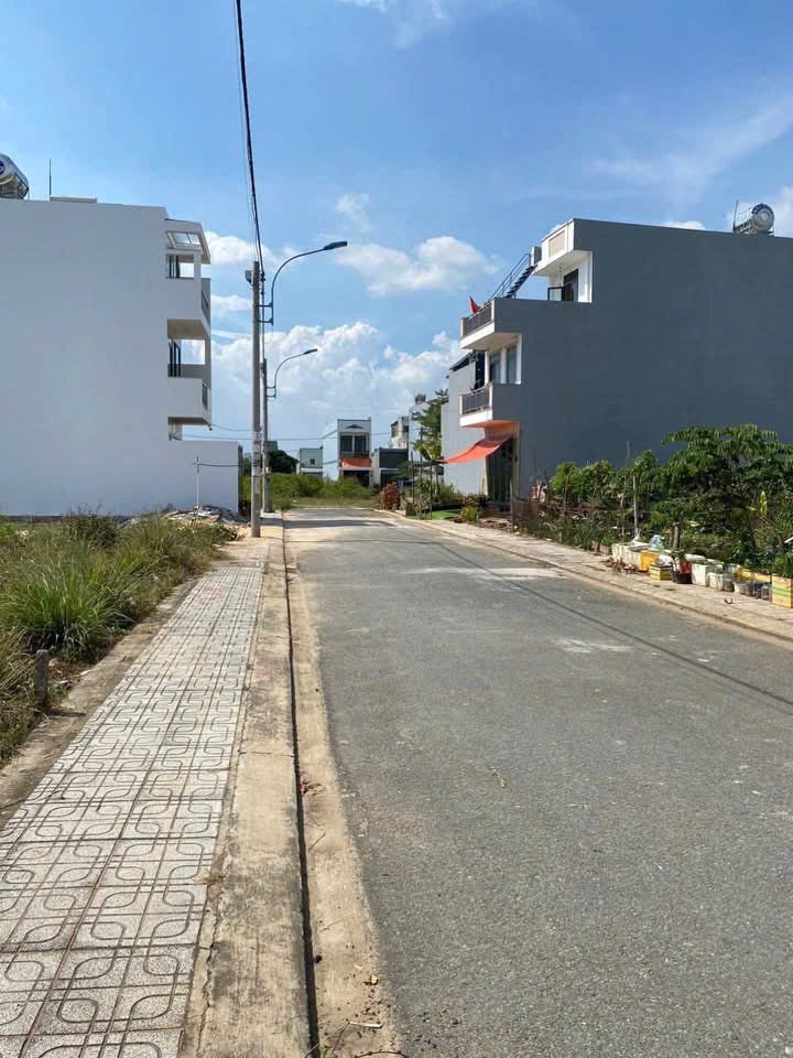 Bán đất gần chợ Long Phước, đất kdc Tín Hưng Long Phước