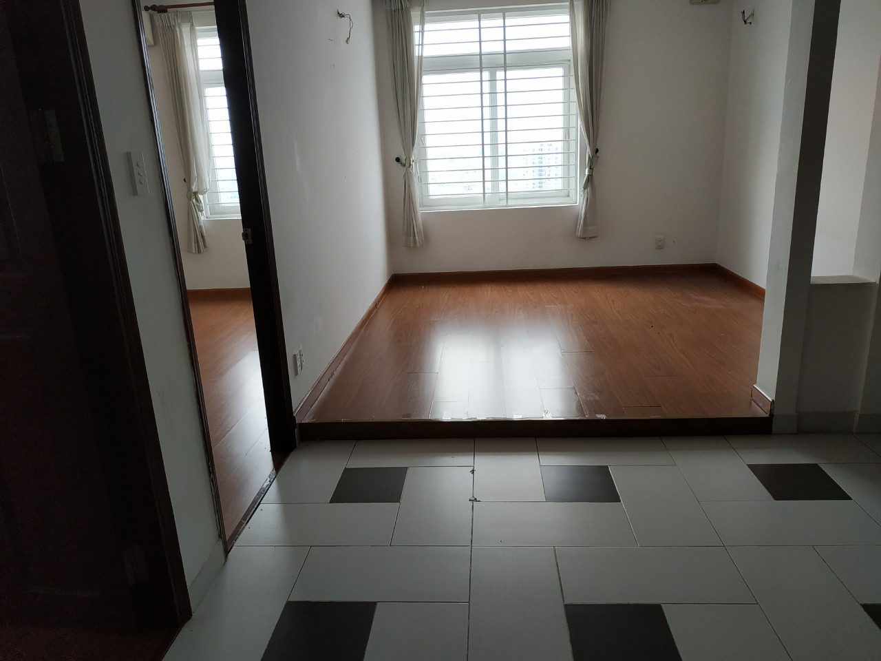 BÁN CĂN HỘ LỮ GIA PLAZA QUẬN 11 - 87m², 2PN - SỔ HỒNG RIÊNG - GIÁ TỐT 5.5 TỶ - SANG TÊN NHANH