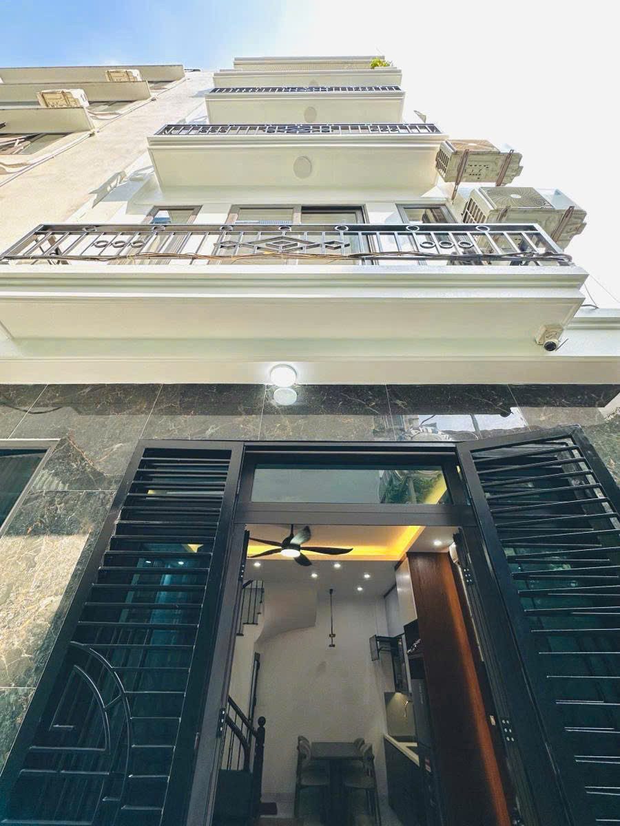 Bán nhà Lương Khánh Thiện 35m 3 tầng dân xây chắc chắn, giá 7,9 tỷ