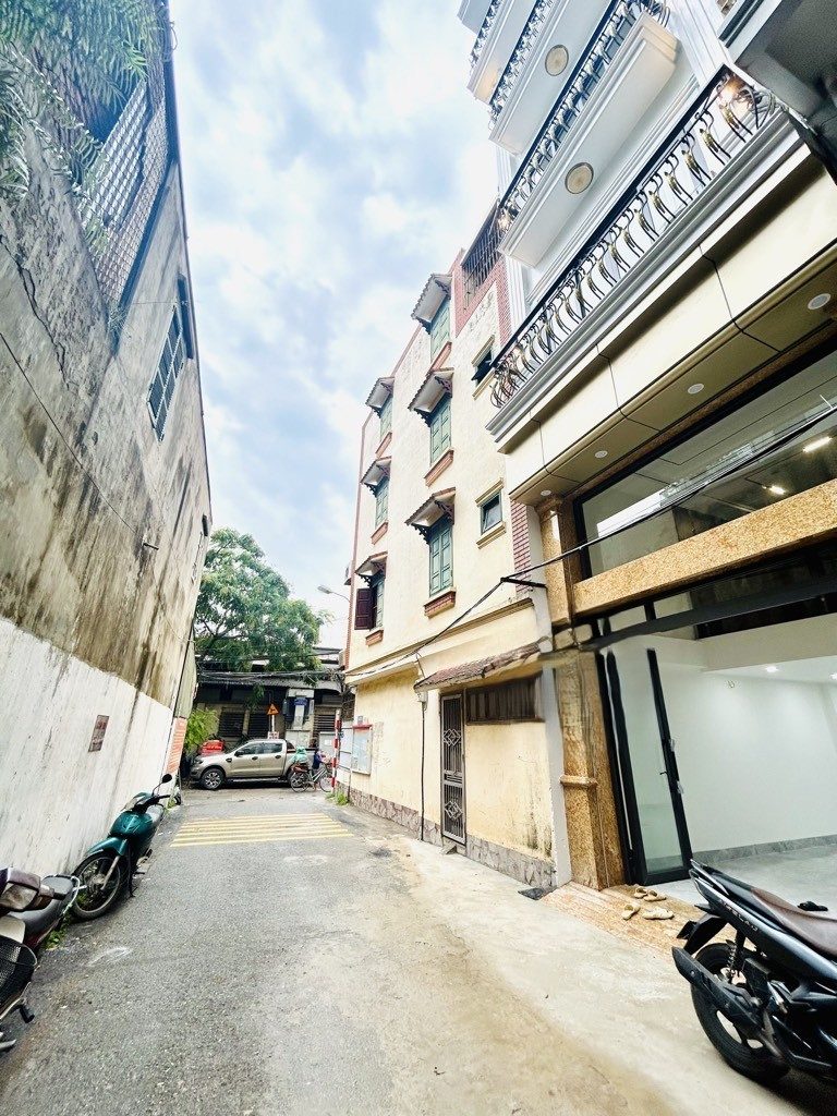 Bán nhà Lương Khánh Thiện 50m 7 tầng thang máy ô tô vào nhà hiếm 22 tỷ