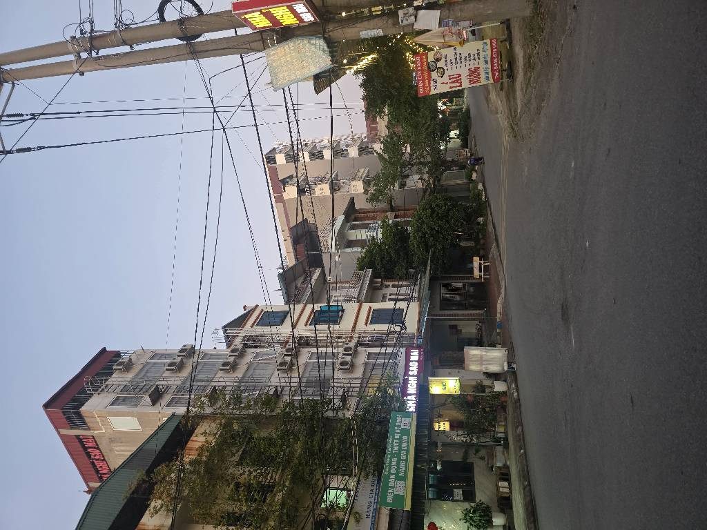 🏠 NINH XÁ THUẬN THÀNH BẮC NINH- Ô TỖ CỔNG -NGÕ NÔNG -GIÁ ĐẦU TƯ CHỈ NHỈNH 1 TỶ

👉 Vị trí gần trung tâm thị trấn Hồ, ngã tư Đông Côi , QL 17, Tỉnh lộ 282 , thông các ngả giao thông đi lại thuận tiện , gần KCN Thuận Thành, gần trường học, chợ, tiện ích vô