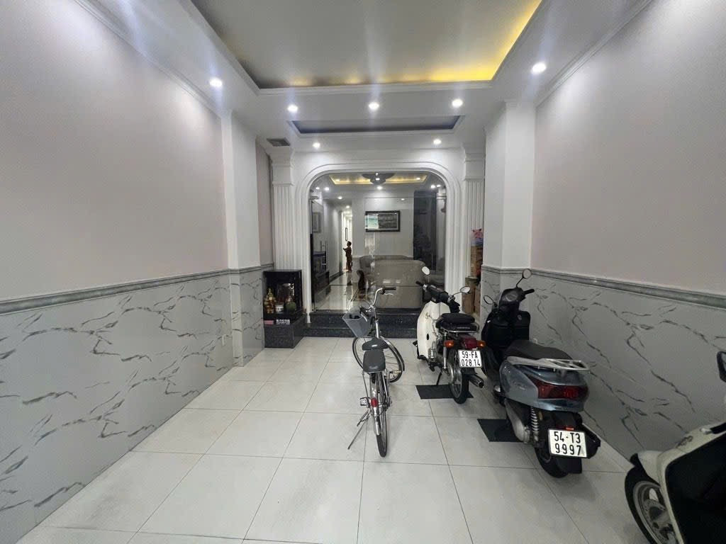 Mặt Tiền 4 Lầu Khu Luỹ Bán Bích - DT: 100m2 (4mx25m) - 6PN Nhỉnh 13 Tỷ TL Mạnh