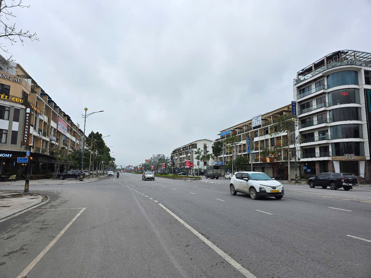 Bán 83.5m đất giãn dân bò sơn 4 dãy LK4. Ngay ngã 4 phan huy chú và liền kề hud-B, trầu cau garden. Mặt đường lý anh tông. Phường võ cường bắc ninh