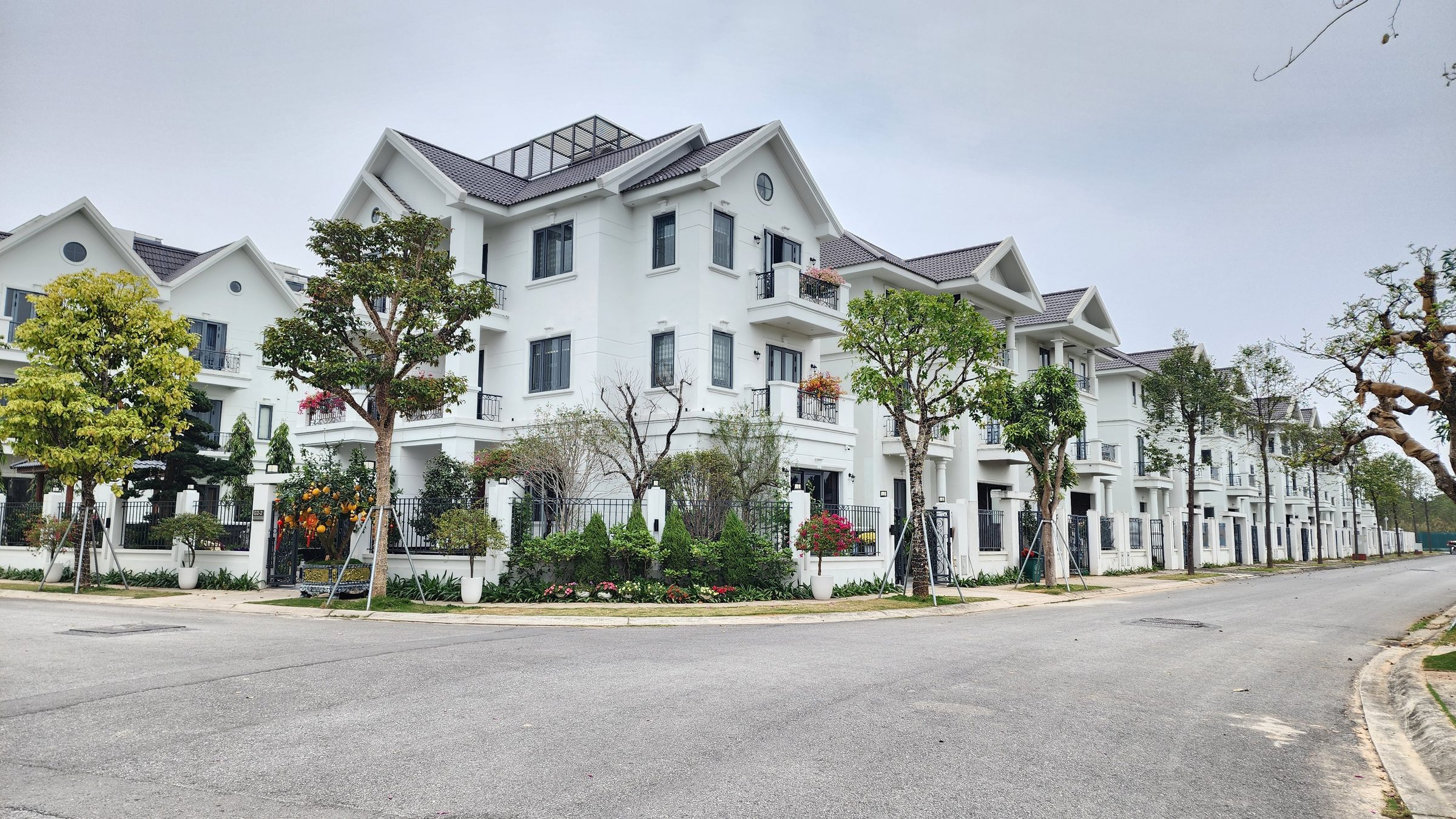 BÁN BIỆT THỰ TIMES GARDEN VĨNH YÊN LÔ GÓC GIÁ LỖ