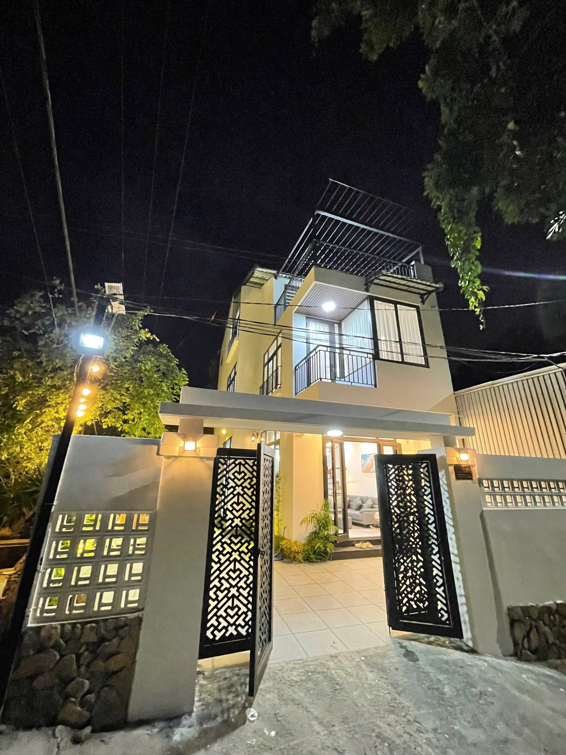 🍀🍀CHÍNH THỨC MỞ BÁN CĂN VILLA 03 TẦNG HIỆN ĐẠI CÓ HỒ BƠI LỚN CỰC VIP TẠI KIM LONG TP HUẾ