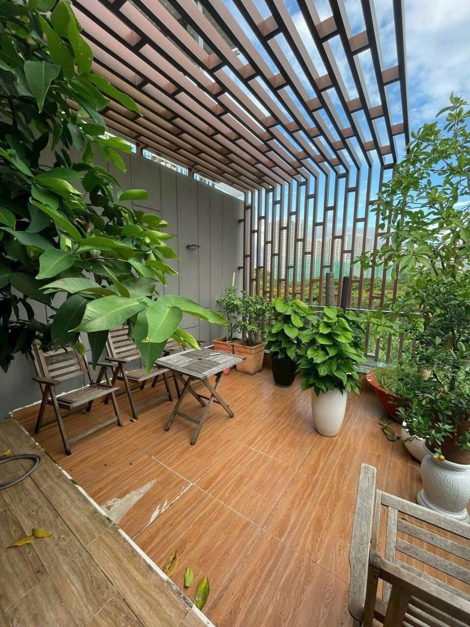 Bán nhà 120m² ngang 6x20m 4 lầu giá 23 tỷ Phường Tân Thuận