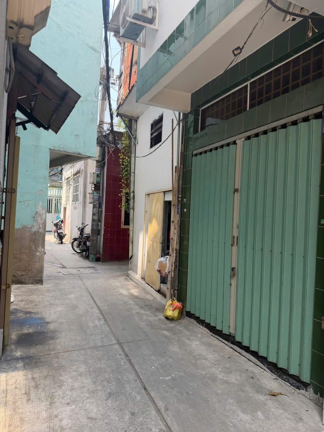 BÁN NHÀ HẺM 384// LÝ THÁI TỔ , F10, Q10 💰 4Tỷ 380