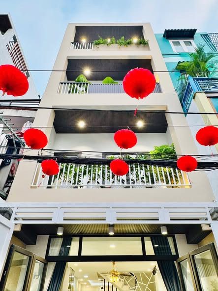 Vừa mua dọn vào ở ngay, Lý Thường Kiệt, P9, Q3. Giá 4ty670tr DT 84.5m2 HĐ thuê 17tr. Sổ hồng riêng