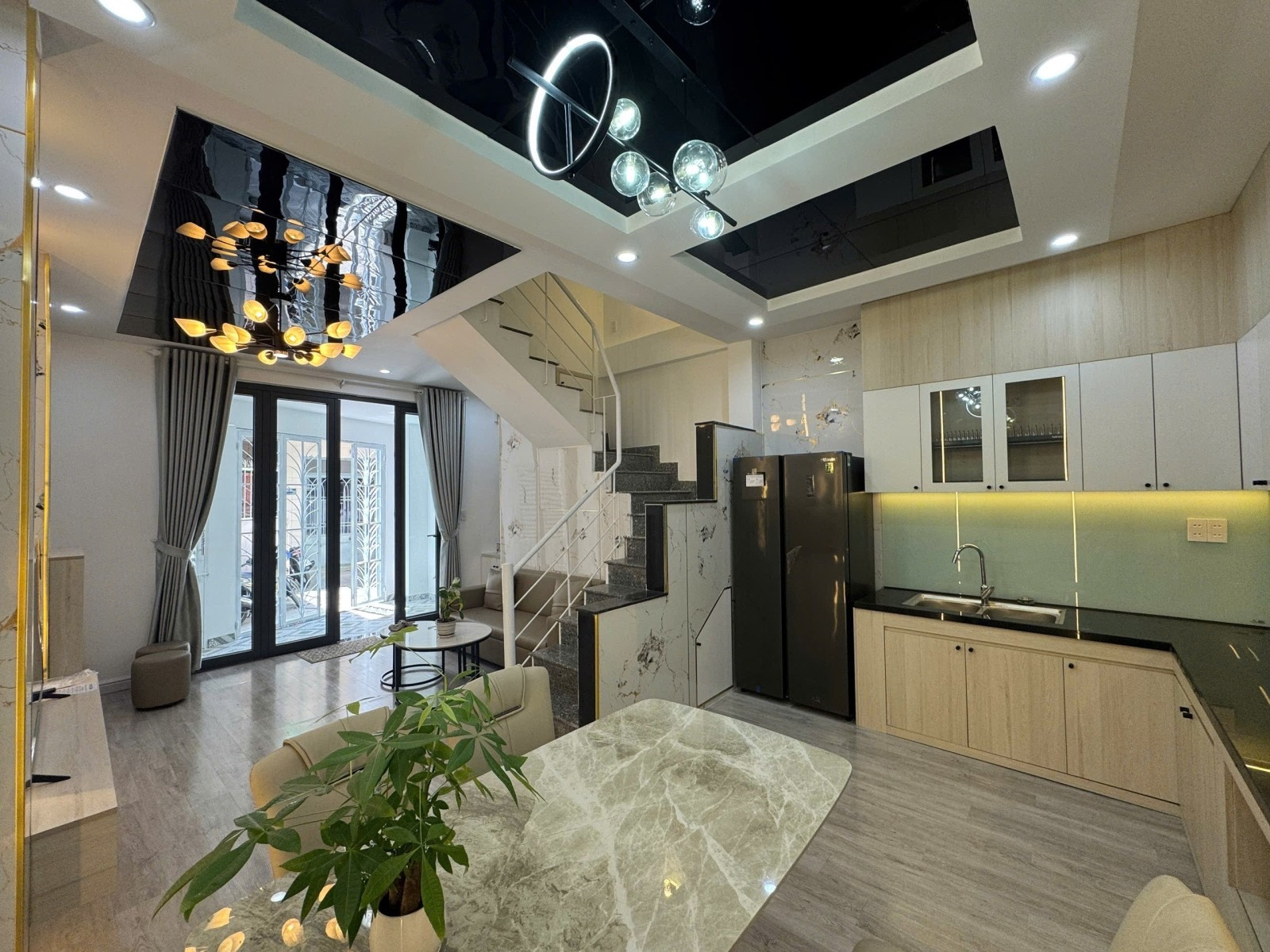 Lý tự trọng 49,5 m2 ,3 tầng ,Hải châu ,đà nẵng