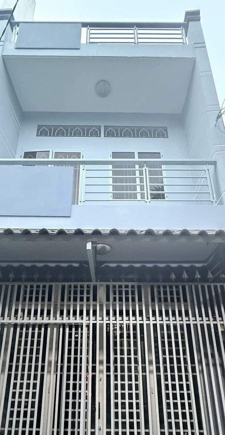 Lê Văn Quới - Mã Lò. DT 40m2. Phù hợp gia đình trẻ hoặc cho thuê.