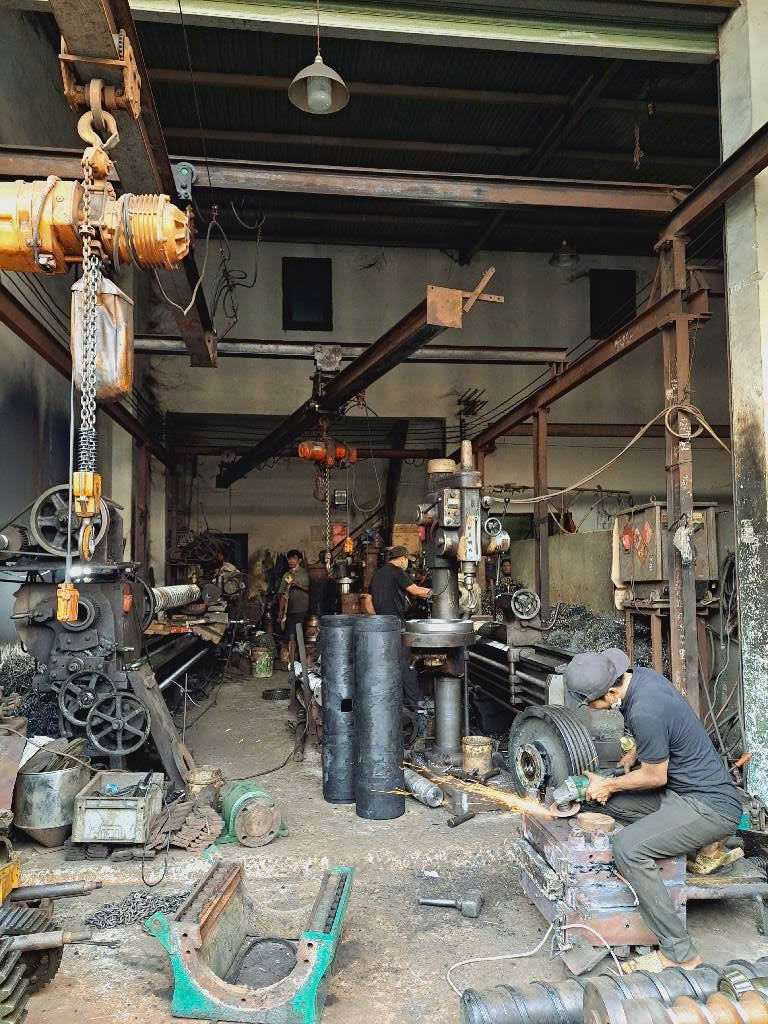 Bán Đất Tặng Xưởng Tiện Xây Mới - Khu Mã Lò Bình Tân - DT: 150m2 (10mx15m) - HXH - Nhỉnh 13 Tỷ TL Mạnh