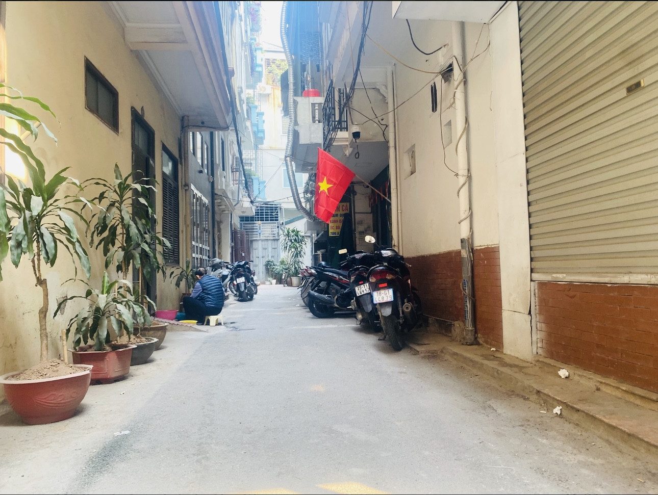Bán nhà 48m² full thổ cư ngang 3,8m giá 16 tỷ tại Đường Mai Dịch Phường Phú Diễn