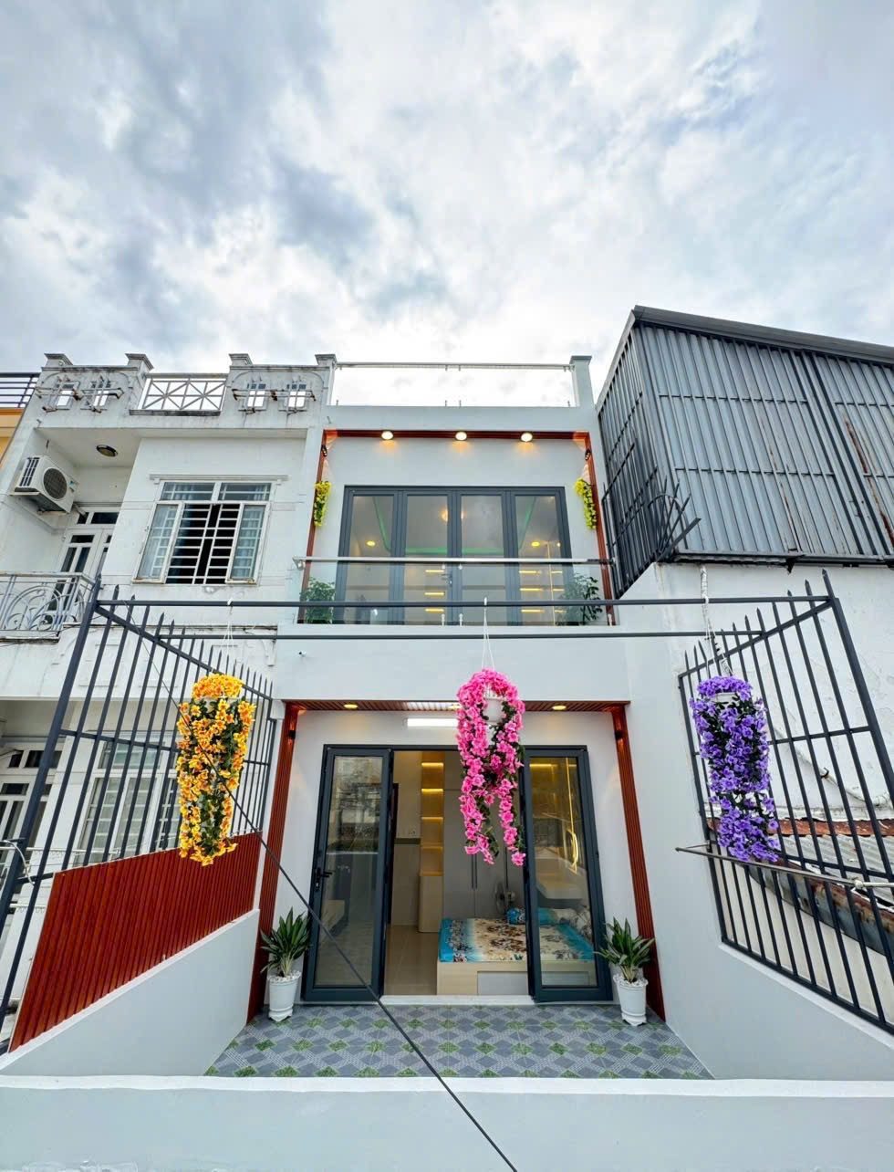 Bán Nhà riêng 104m² thổ cư 80m² giá 6.7 tỷ tại Đường Mai Hắc Đế Phường 15 Quận 8 TP. Hồ Chí Minh