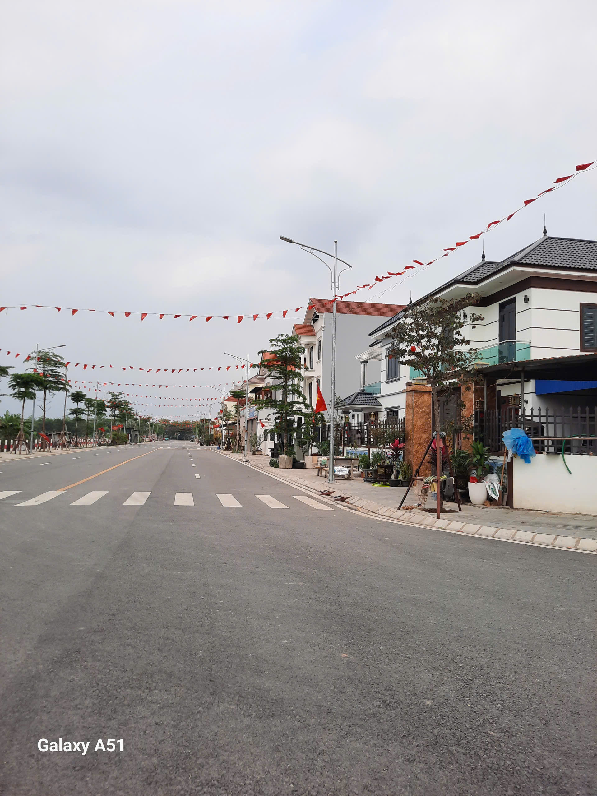 80m² Tân Châu – Mê Linh | đất phân lô, vỉa hè rộng, ô tô tránh