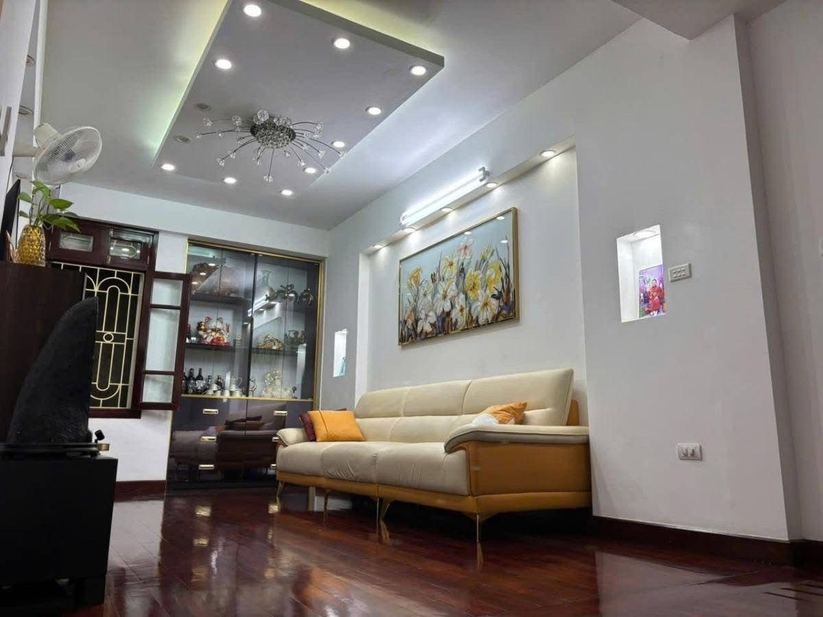 Bán nhà Mễ Trì Hạ 50m² 4 tầng full nội thất, ngõ thông ô tô cách 10m, gần Keangnam, giá 16,5 tỷ