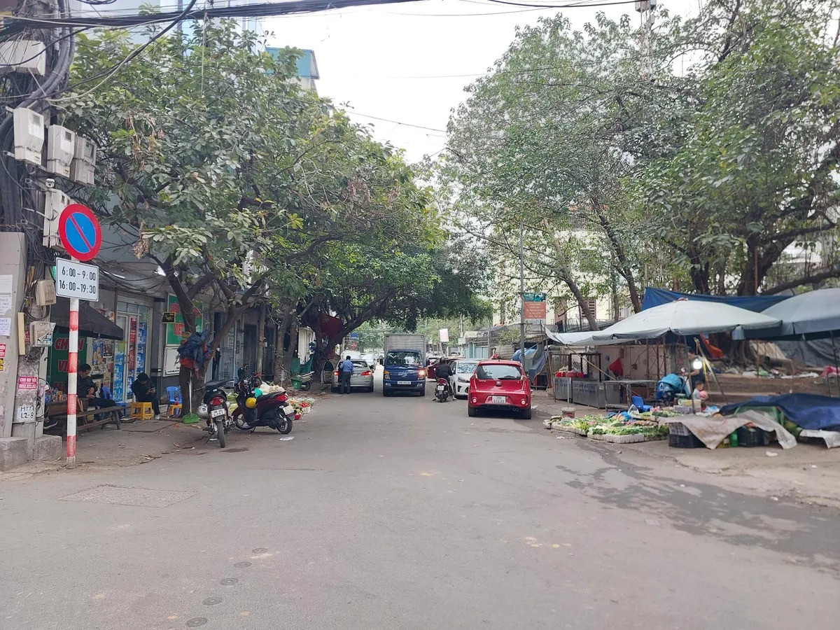BÁN BIỆT THỰ MỄ TRÌ THƯỢNG – 216M² – 3 TẦNG – MẶT TIỀN 11.5M – GIÁ 46 TỶ