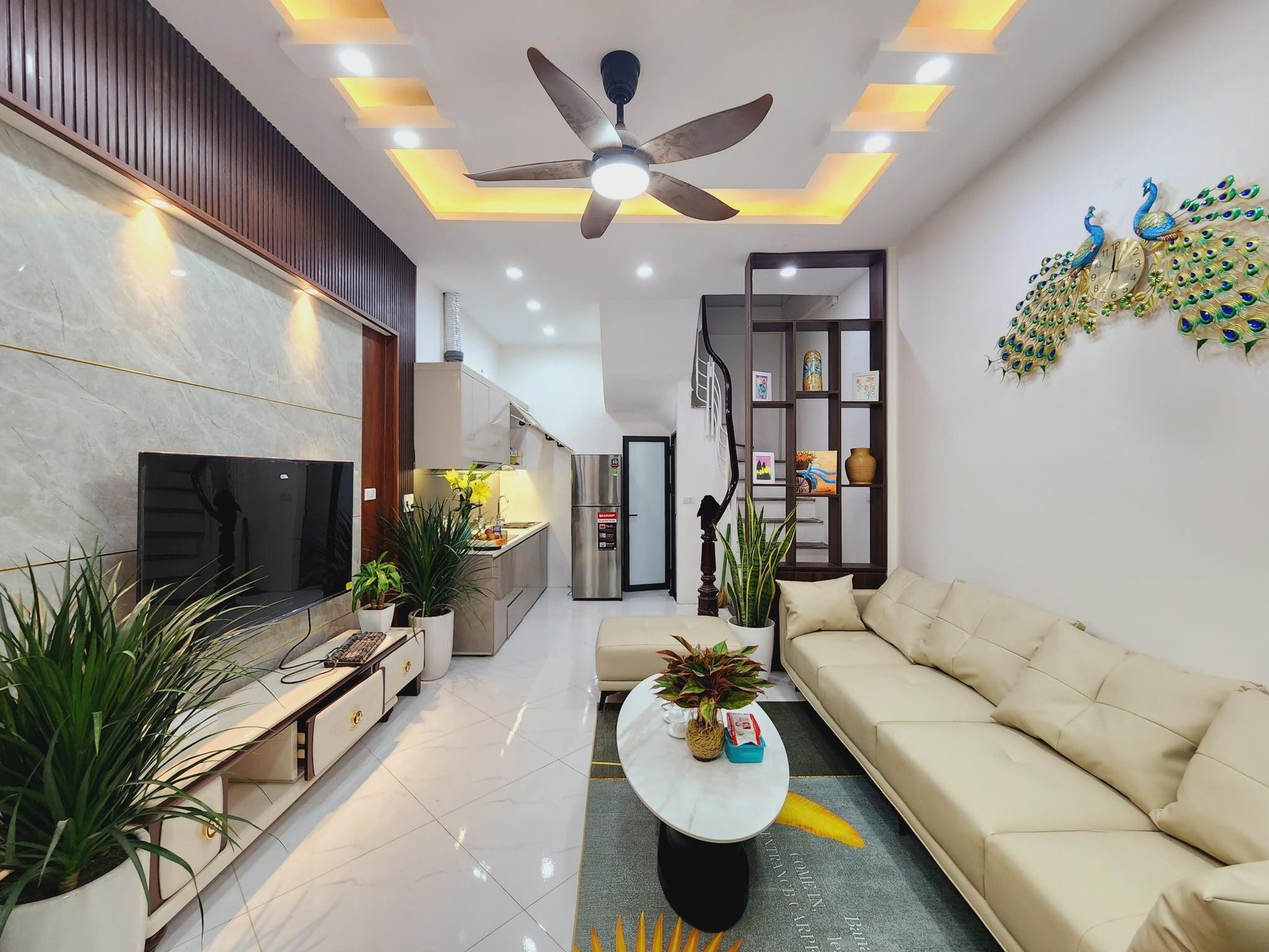 Bán Nhà riêng 29m2 - 6.15 tỷ -  Minh Khai - Mặt tiền 4.9m - 5 tầng - full nội thất - 0988030809