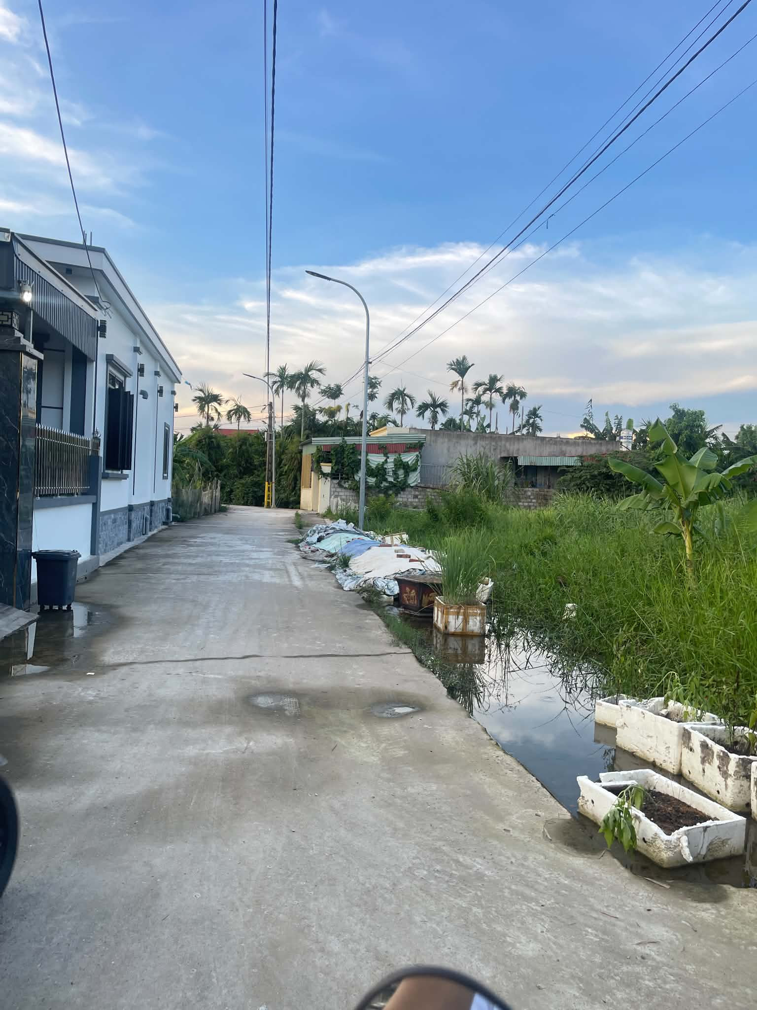 CHỈ HƠN 700 TRIỆU SỞ HỮU NGAY 118 M² ĐẤT ĐẸP MINH KHAI – MẶT TIỀN 5,5M – Ô TÔ VÀO TẬN ĐẤT!