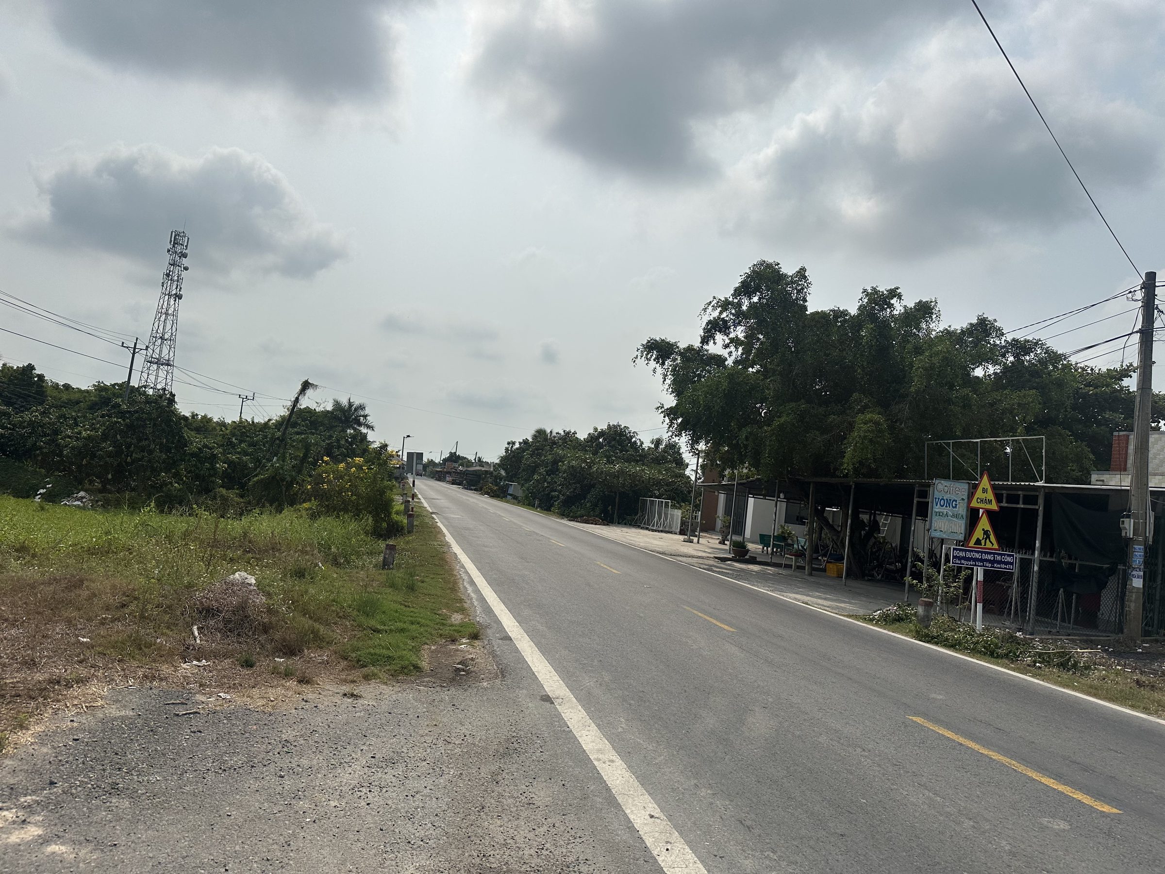 Chính chủ bán lô đất mặt tiền đường Hồ Chí Minh ( quốc lộ N2)