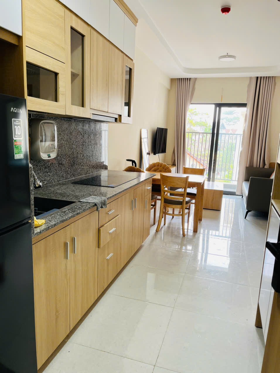Cho thuê căn hộ chung cư Nam Hồ, 60m2, 2PN, 2WC, nội thất cao cấp, cọc 1 đóng 1 hợp đồng 1 năm