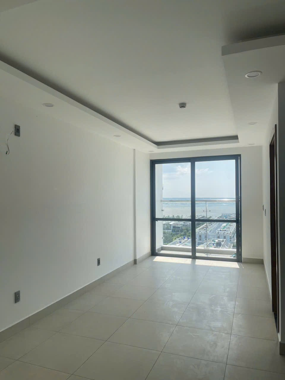 CHO THUÊ CHUNG CƯ SOPHIA 2 PHÒNG NGỦ HOÀN THIỆN VIEW BIỂN TẦNG 14