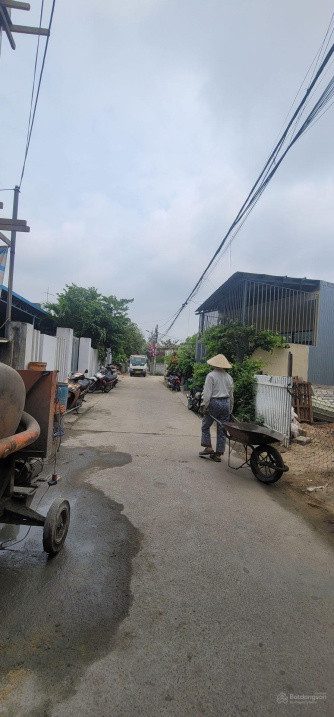 Hiếm!! Nhà trọ 2 tầng, 10 phòng sát Làng ĐH, dòng tiền 15 - 22tr