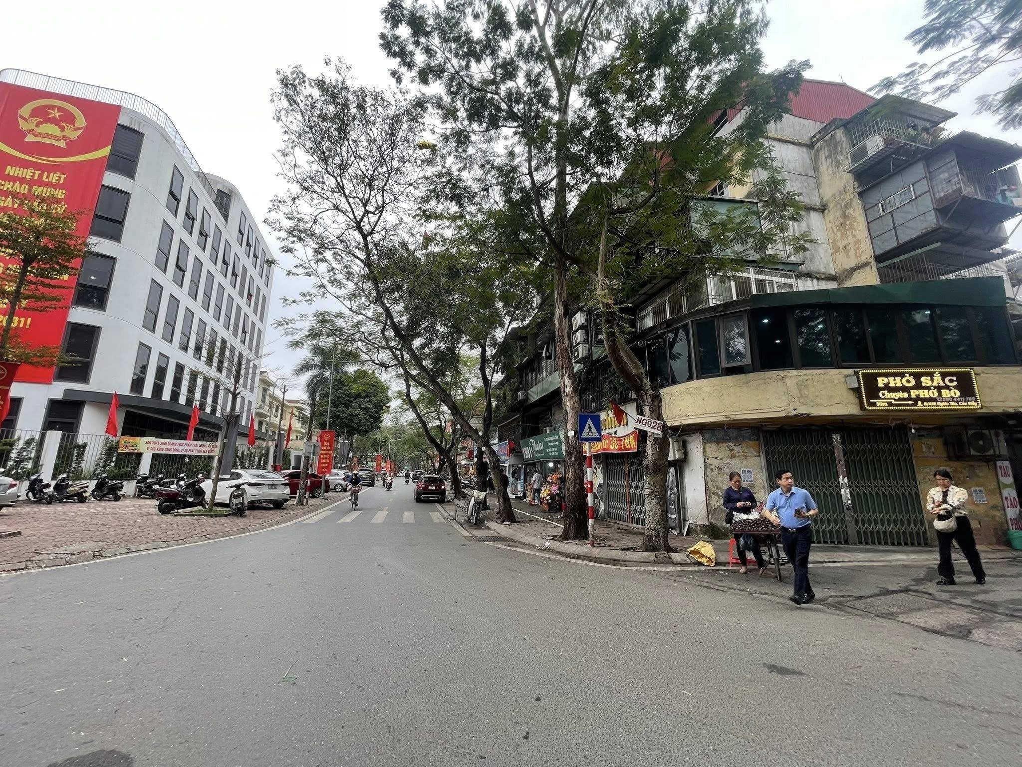 🌇 BÁN NHÀ PHÂN LÔ NGHĨA TÂN - CẦU GIẤY - 60M2 - 3T - MT 4M - VỈA HÈ - Ô TÔ TRÁNH - GIÁ 23.3 TỶ