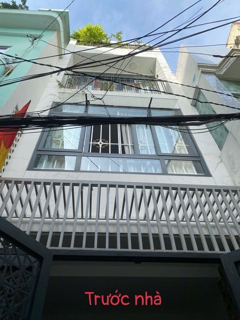 Chính chủ gấp bán nhà 4 tầng sổ hồng riêng