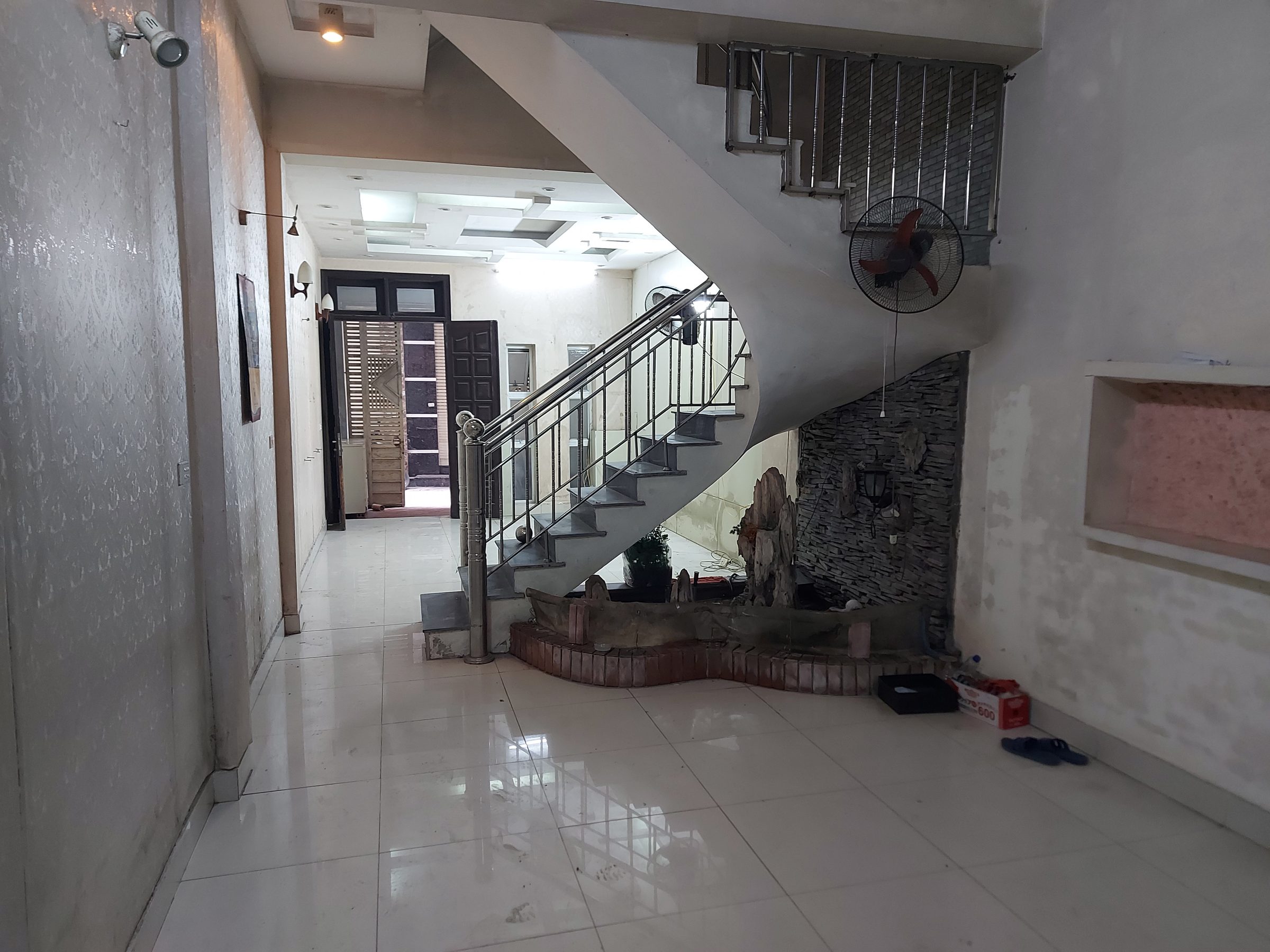 Bán nhà 74.3m² có sẵn 74m² thổ cư ngang 4m giá 13.48 tỷ tại Đường Ngõ Gốc Đề Phường Tương Mai