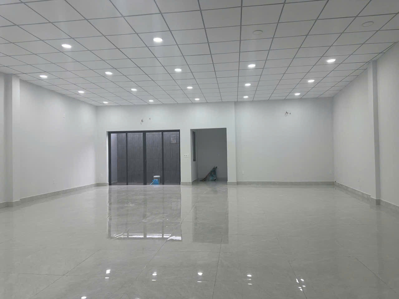 📌📌📌LÀM VIỆC TRỰC TIẾP GIÁ TỐT !!! KHO NGÔ QUYỀN 15TR