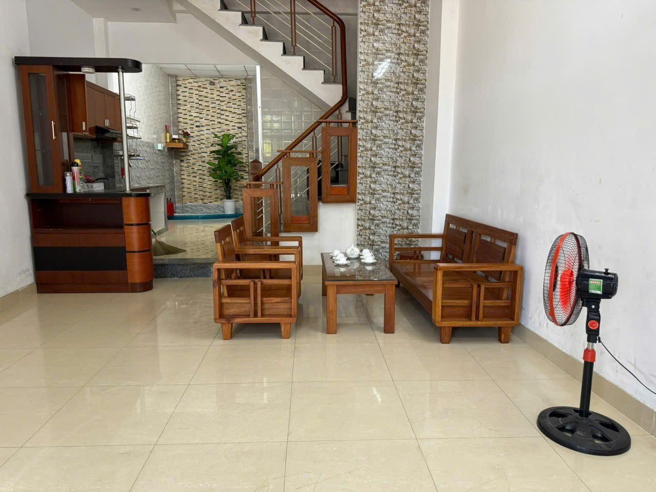 🏢 CHO THUÊ NHÀ 4 TẦNG MẶT TIỀN NGÔ QUYỀN – GẦN CẢNG TIÊN SA, SƠN TRÀ-17TR