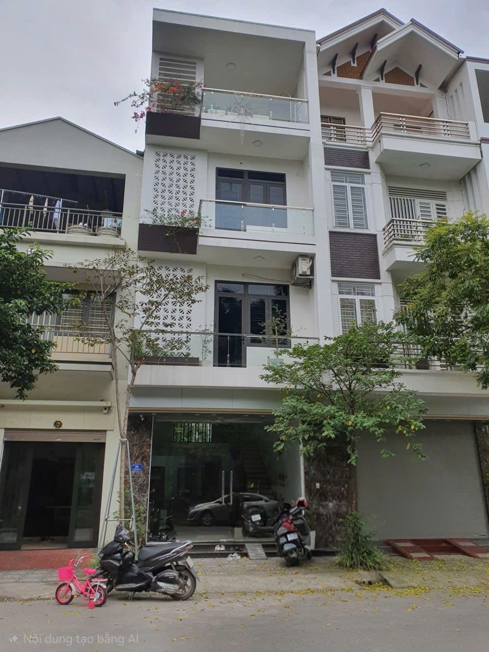Cho thuê nhà 4 tầng mặt đường Ngô Văn Sở gần ks 25 tầng