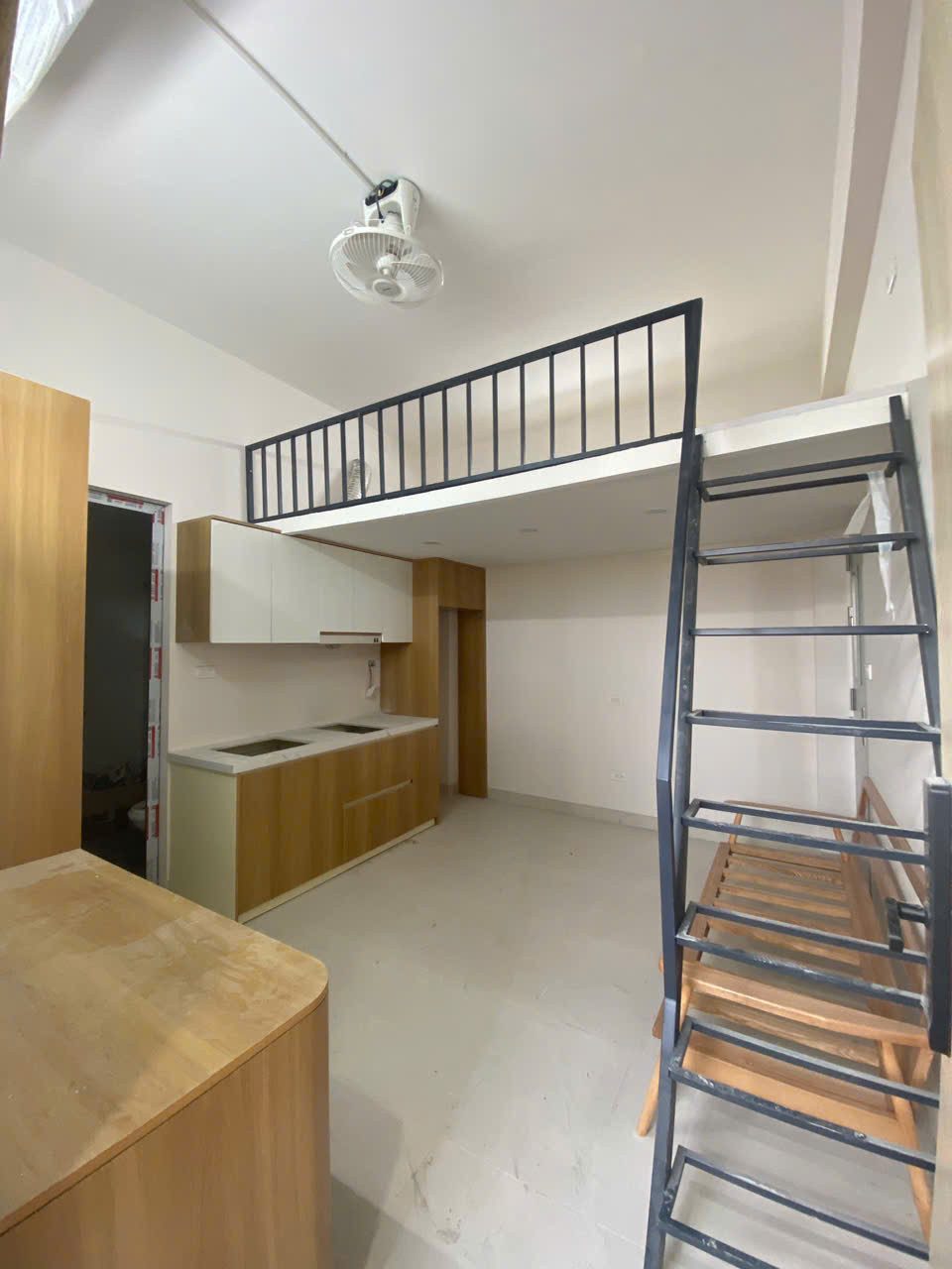STUDIO MỚI – FULL NỘI THẤT – Ở NGAY  TRÂU QUỲ, GIA LÂM