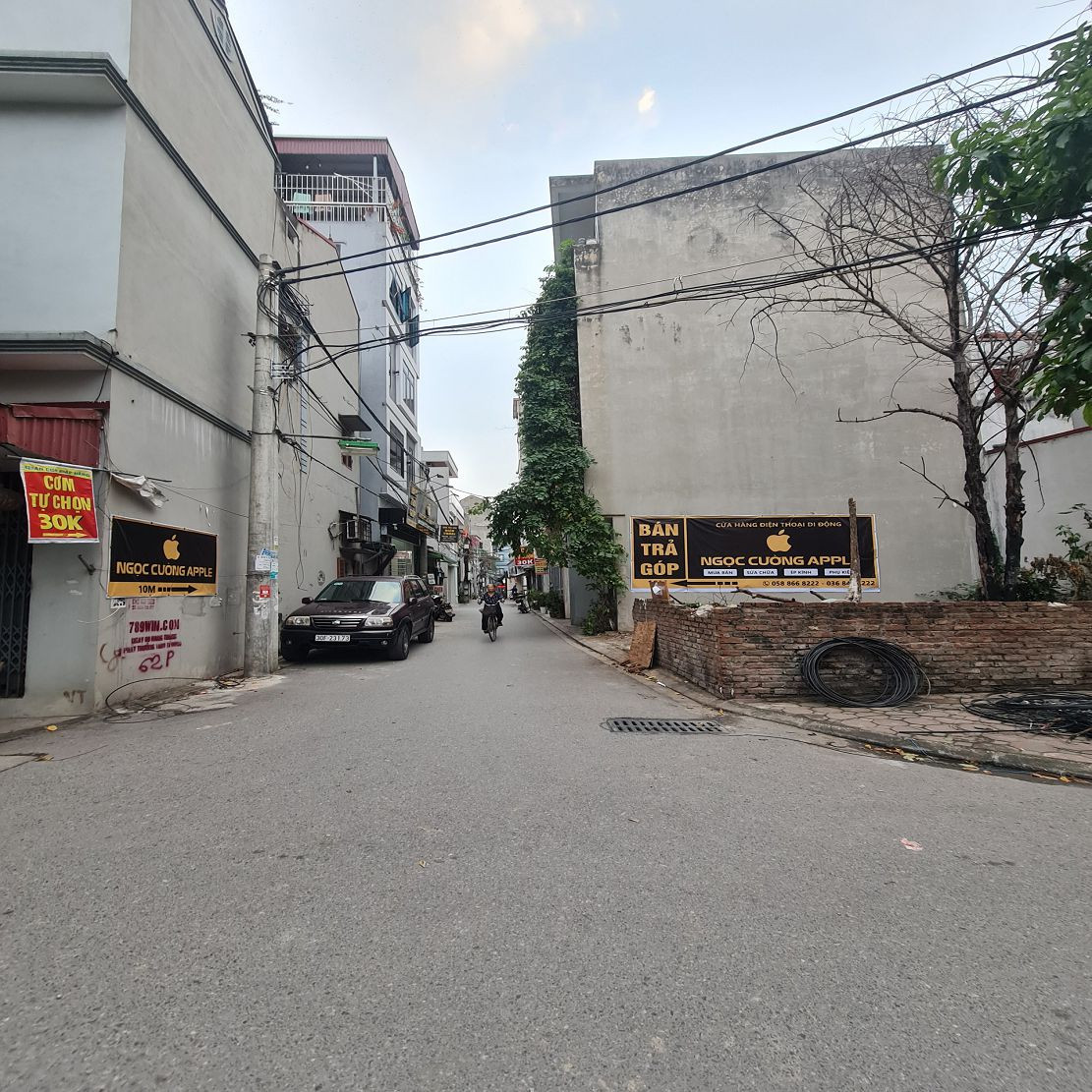 46m2 đất Trâu Quỳ, Gia Lâm, ngõ ô tô, 20m ra trục chính chỉ 5 tỷ x. Lh 0989894845