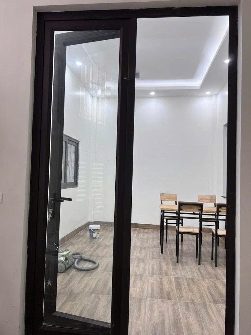 Cho thuê nhà trong ngõ Ngọc Hà-Ba Đình-Dt 40mx3tầng-12tr/1tháng-full nội thất