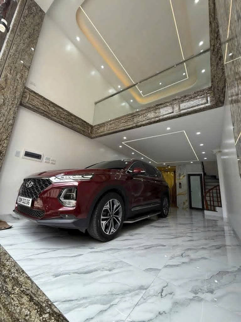 Bán nhà Trần Thủ Độ, Hoàng Mai, phân lô, 6 tầng thang máy, ô tô vào nhà, 65m2, 17.9 tỷ.