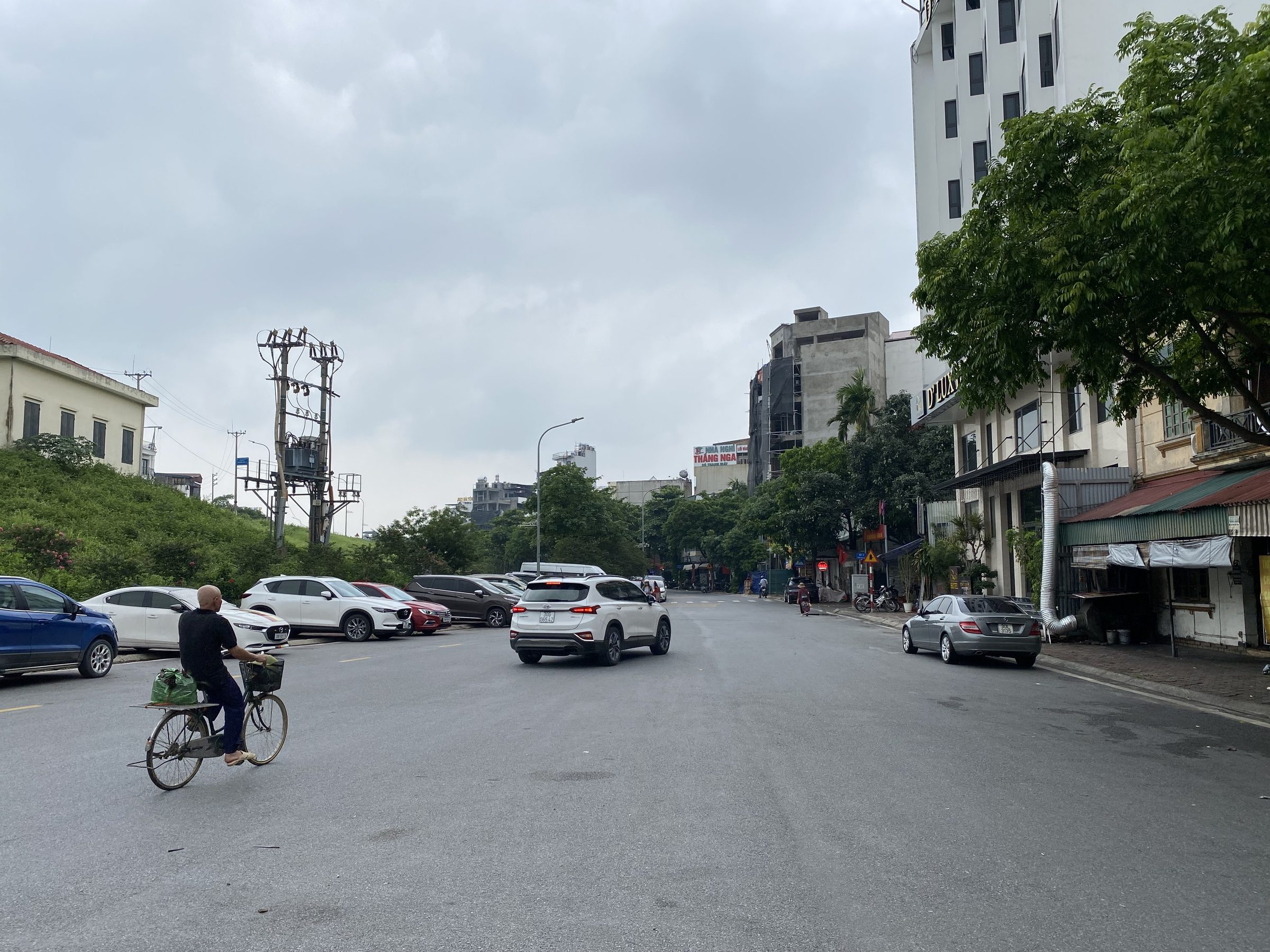 💥 NHÀ PHÂN LÔ - NGỌC THUỴ - BỒ ĐỀ - LONG BIÊN - Ô TÔ 7 CHỖ VÀO NHÀ - 139M2 - MẶT TIỀN 6,5M - 23TỶ GIÁ ĐẦU TƯ RẤT THƠM - CÓ THƯƠNG LƯỢNG NHẸ.