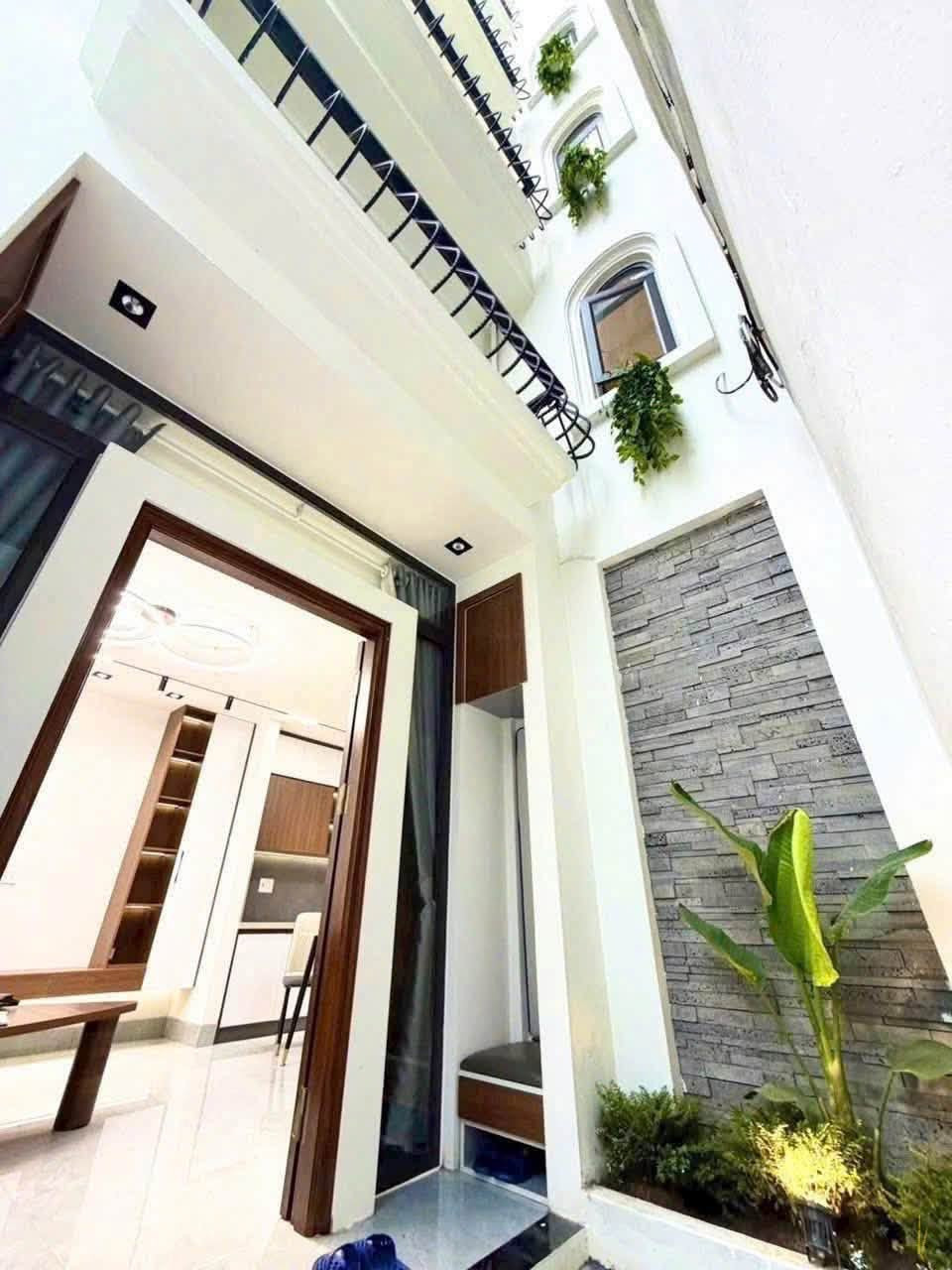 Bán Nhà 5t, 35m2 Chỉ 7,1 Tỷ Ngọc Thuỵ, Phường Bồ Đề – Hàng Hiếm – Quá Đẹp