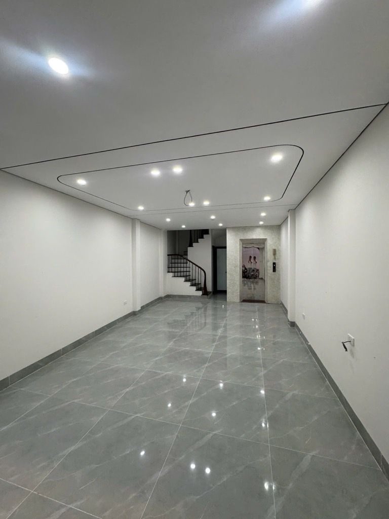 🏡🏘️ BÁN NHÀ NGỌC TRÌ - LÔ GÓC - THANG MÁY - NHỈNH 8 TỶ💸💸