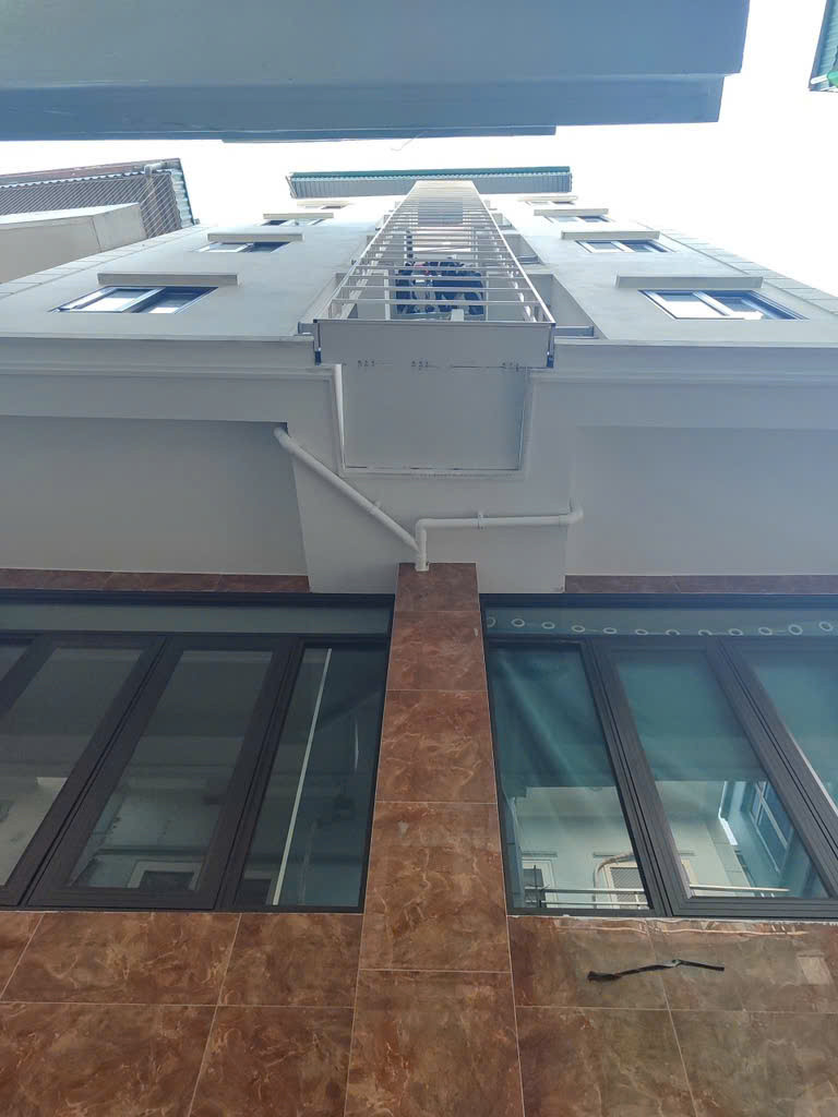 BÁN CHDV NGỌC TRỤC - 51M2 - 12 PHÒNG - DÒNG TIỀN 50TR/TH - HAI THOÁNG - Ô TÔ ĐỖ CỬA – 14.2 TỶ