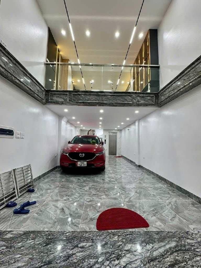 BÁN NHÀ RIÊNG TẠI ĐÔNG MỸ , 60M , 6 TẦNG THANG MÁY , FULL NỘI THẤT