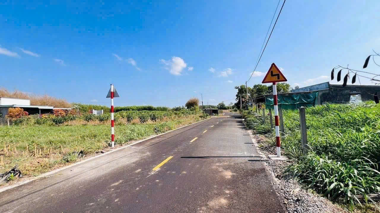 Cần Bán Lô Đẹp Ngay Xã Phước Long Thọ - Diện Tích 170m2 Ngang 6.8m - Sẵn 80m Thổ Cư - Giá Tốt