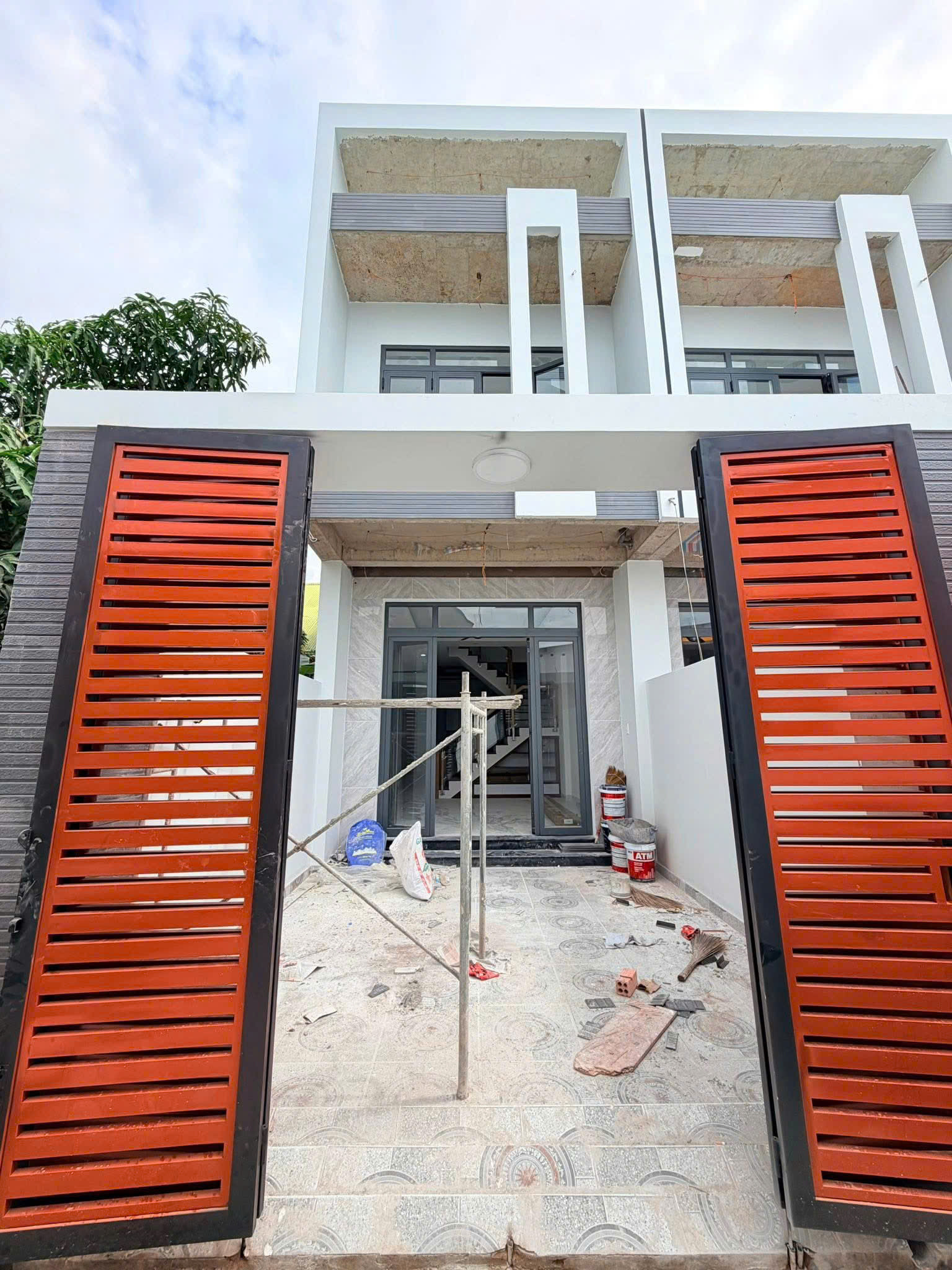 BÁN NHÀ PHỐ 1 LẦU gần trường Bùi Thị Xuân ( HOÀN CÔNG ) P. TÂN PHONG