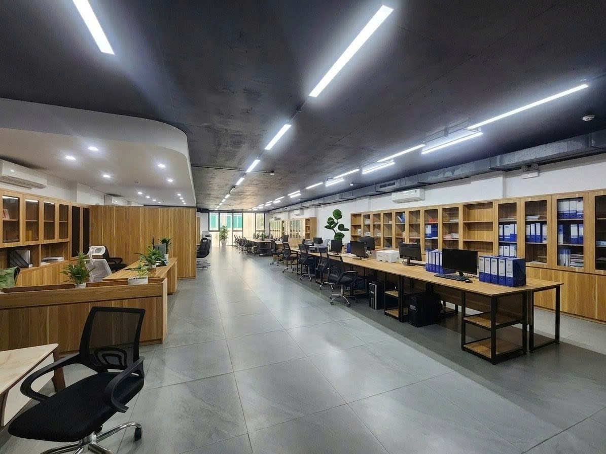 Hào quang thành đạt phố Nguyễn An Ninh – Tòa nhà đa năng 235m2 x 9 tầng thang máy, giá tốt dòng tiền khủng