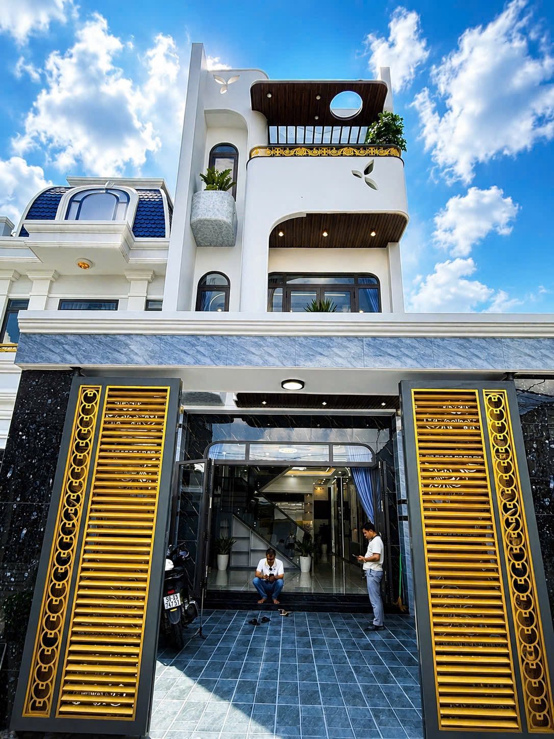 NHÀ PHỐ ĐẸP MÊ LY NGAY TRUNG TÂM DĨ AN BÌNH DƯƠNG CŨ - GẦN BIG C