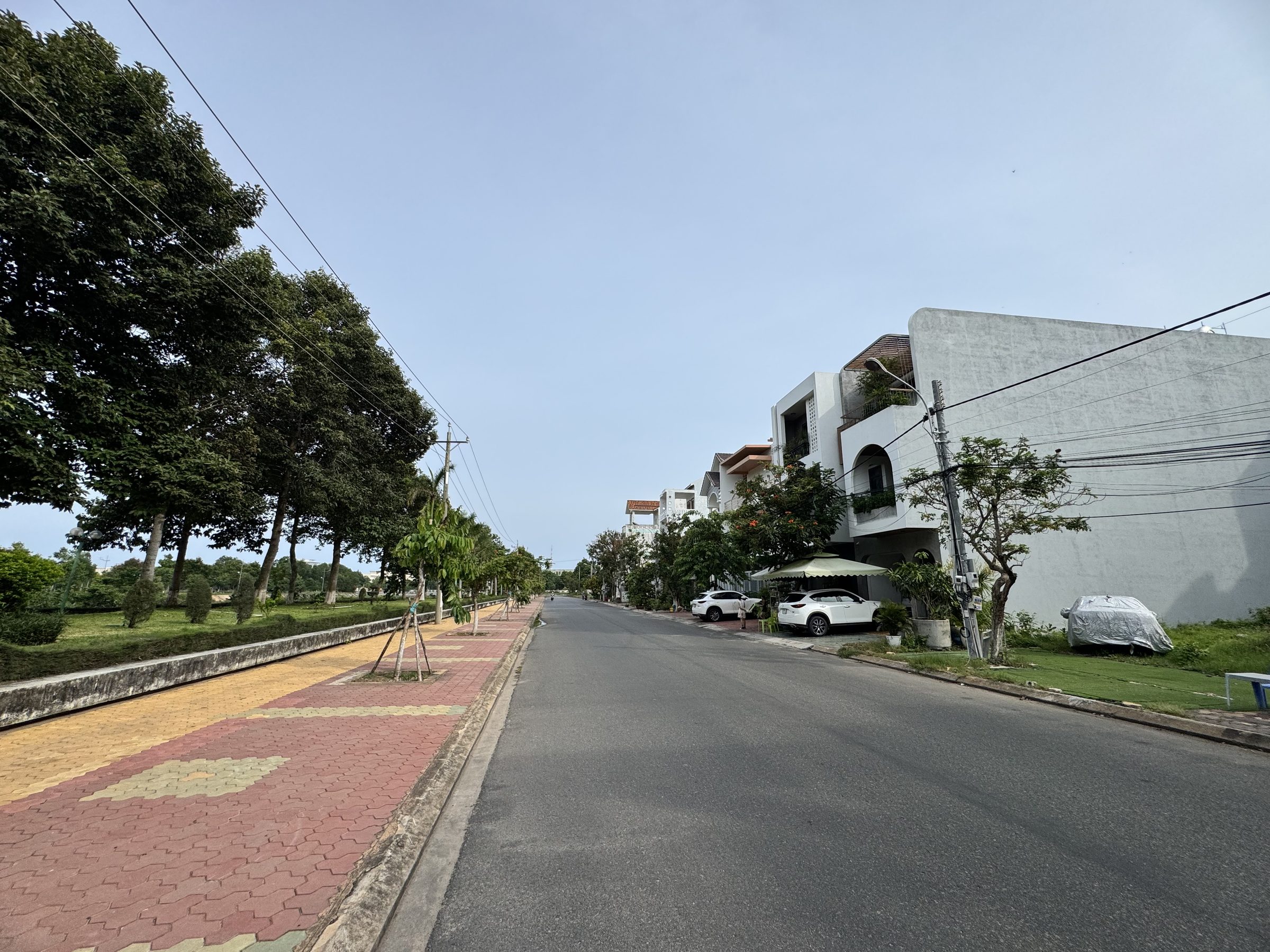 Bán 100m2 mặt tiền Nguyễn Bình, Xuân An trung tâm Phan Thiết đối diện Công Viên