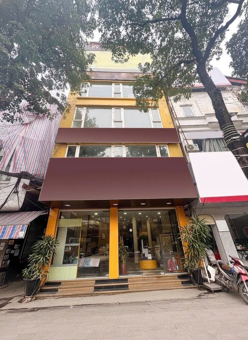 Cho Thuê Nhà Mặt Phố Nguyễn Chí Thanh 70M² 4 Tầng - Thiết Kế Thông Sàn - Kinh Doanh Đỉnh - Giá Thuê 86tr