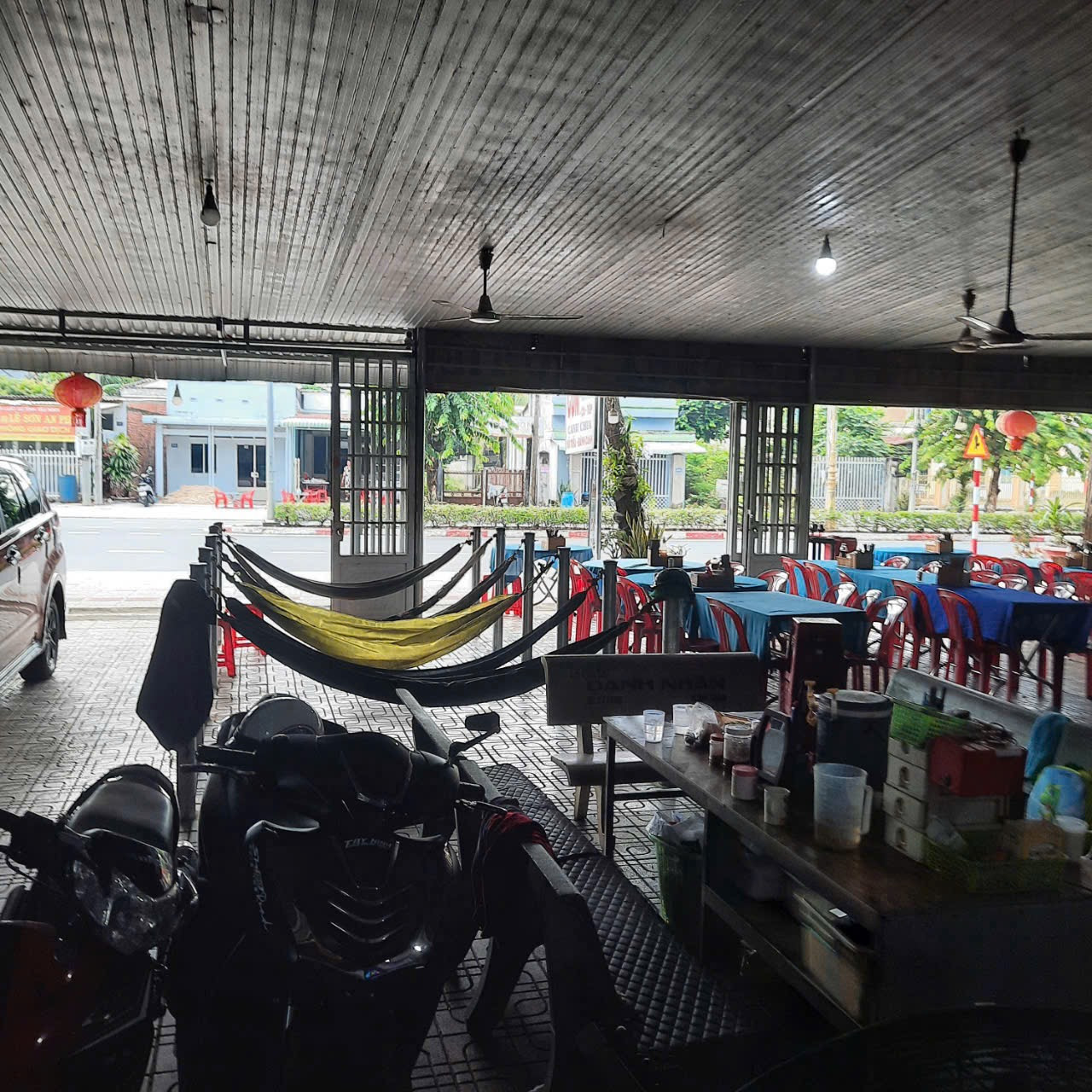 Bán đất mặt tiền đường Nguyễn Chí Thanh
