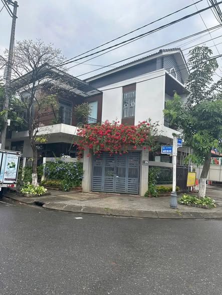 🏠BÁN SIÊU PHẨM MẶT TIỀN NGUYỄN CÔNG TRÌNH - QUẬN CẨM LỆ - NGANG KHỦNG 8.5M - 180M2 - 3T3M - 6PN - CÓ GARA Ô TÔ - GIÁ 18,X TỶ